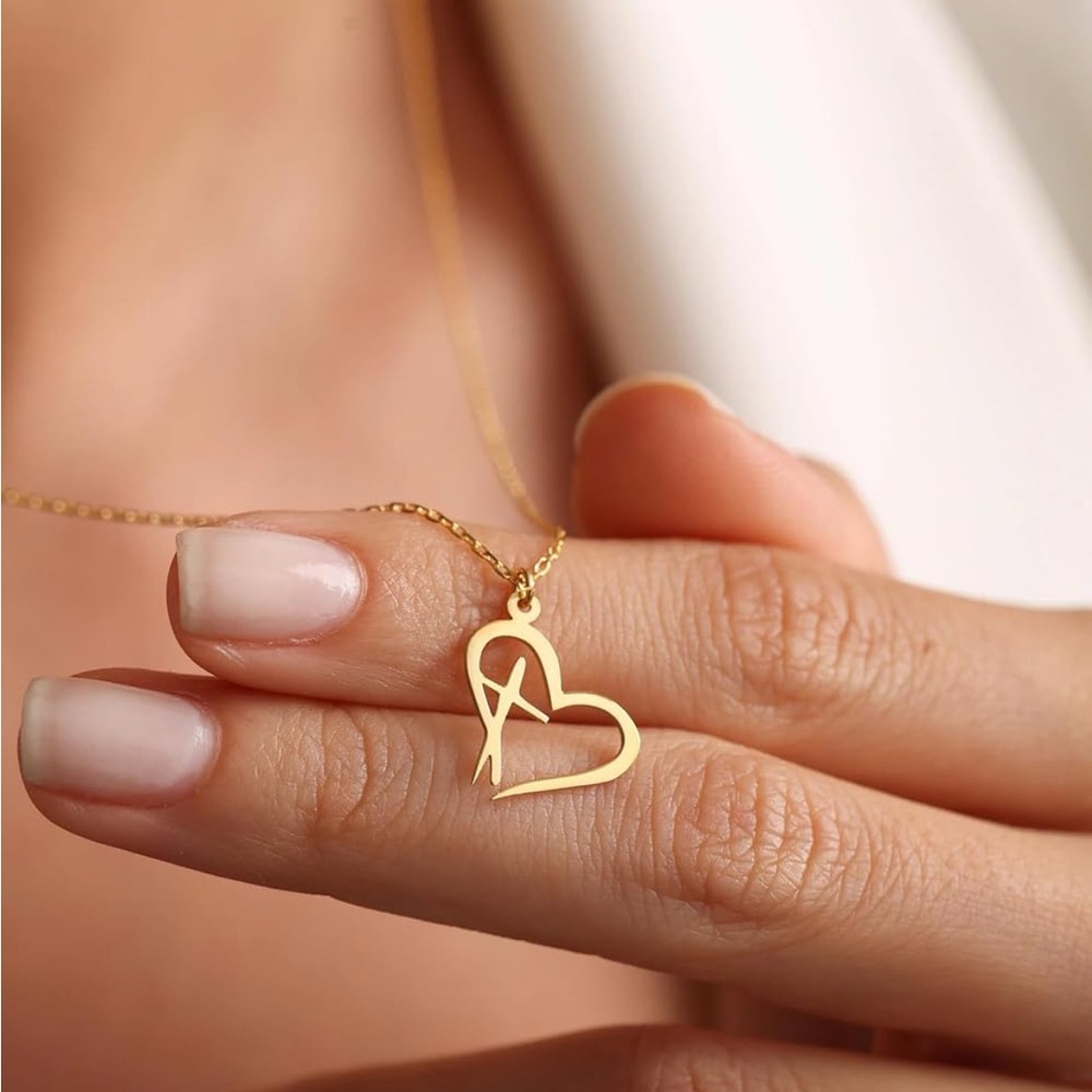 Elegant Gold Heart Necklace